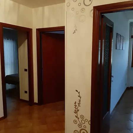 La Casa Di Jaravi Apartment *